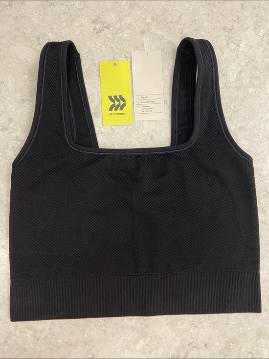 all in motion Tops - all in motion Black Ribbed Square-Neck Seamless Crop Tank. Size S